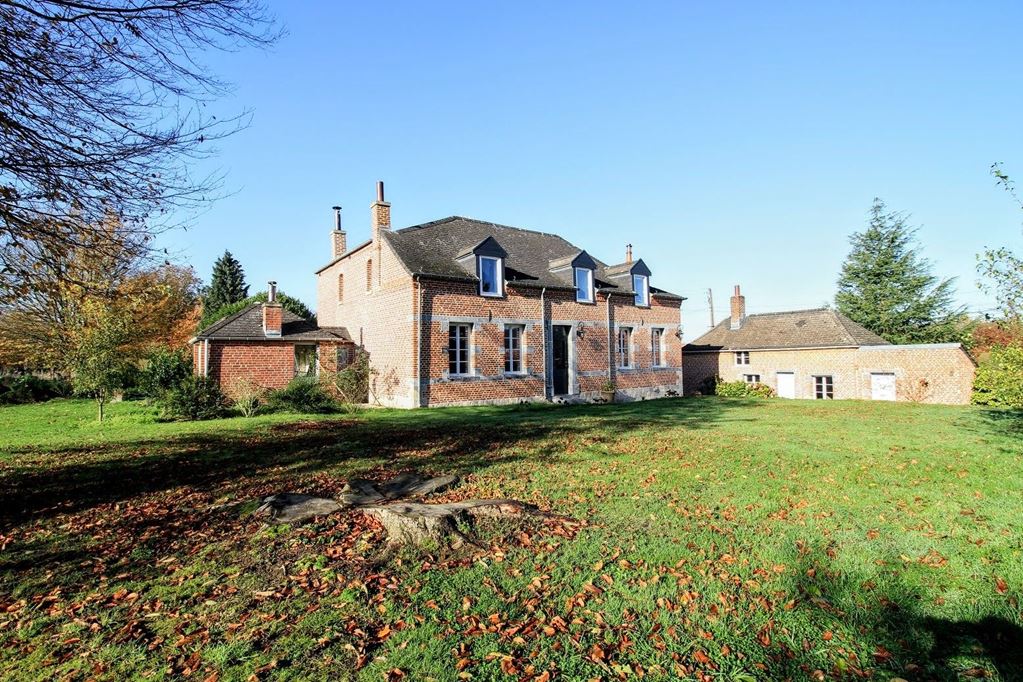 Maison de caractère OBIES 454000€ GALÉA IMMOBILIER Maison de caractère OBIES 454000€ GALÉA IMMOBILIER
